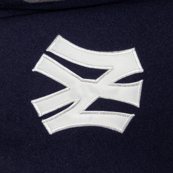 MR P's something special New York Yankees bomber jacket - Picture 4 of 7